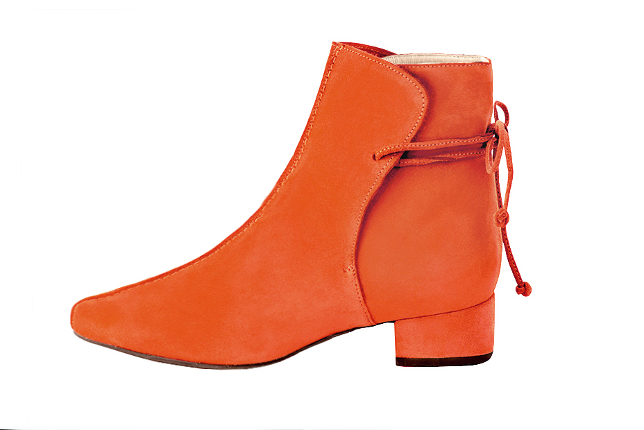 Clementine orange women's ankle boots with laces at the back. Round toe. Low block heels. Profile view - Florence KOOIJMAN